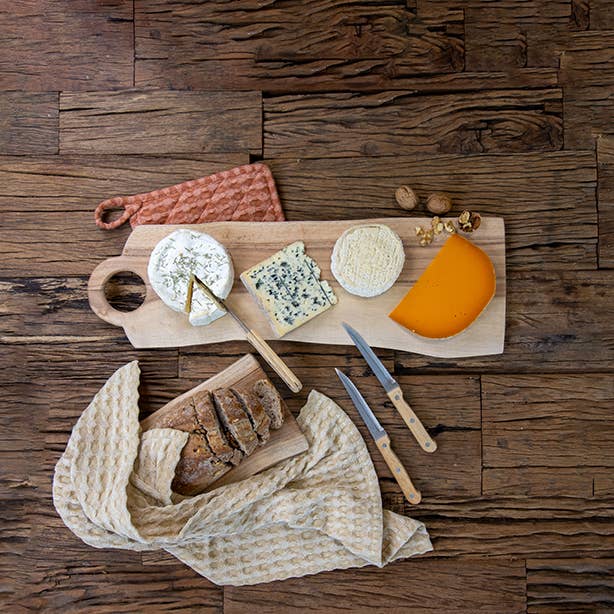 WOOD acacia wood cutting board 55cm x 16cm