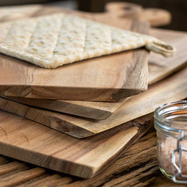 WOOD acacia wood cutting board 50cm x 20cm