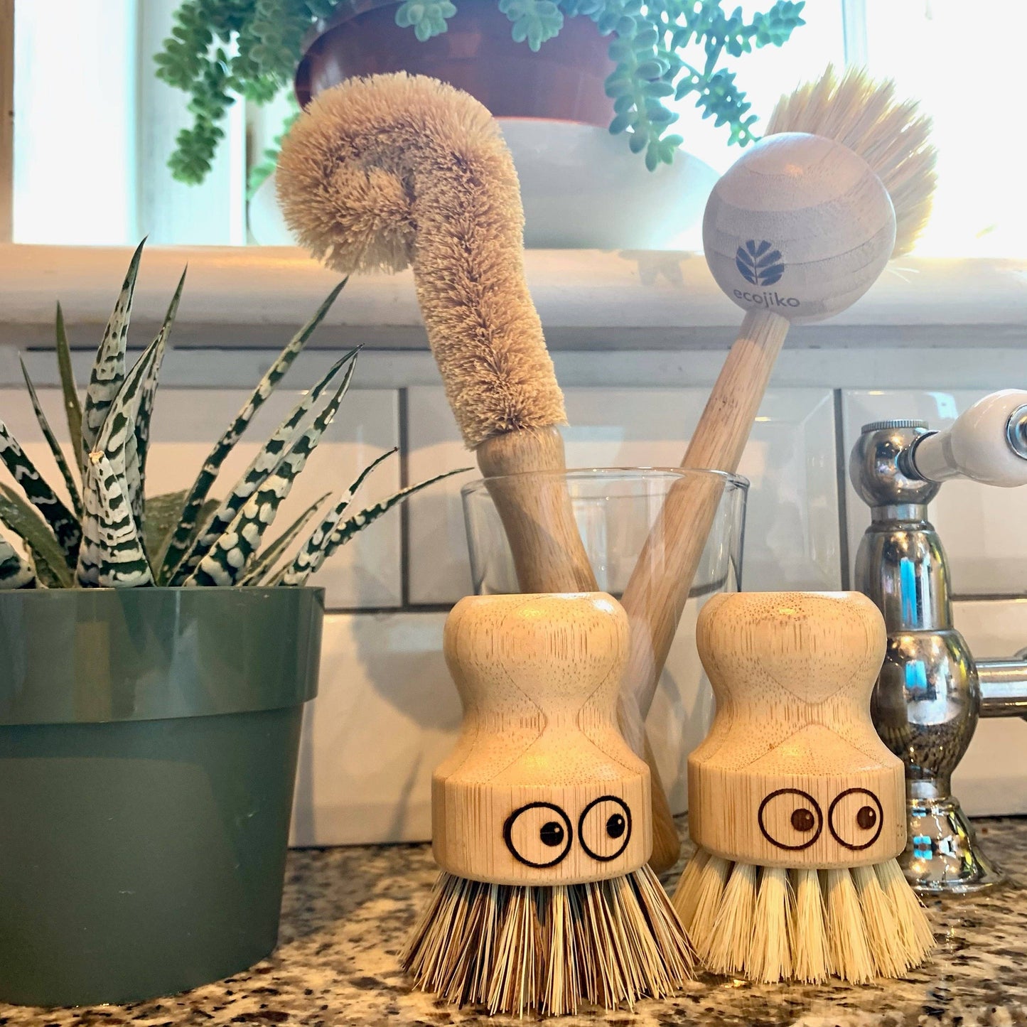 Cheeky Bamboo Eco Friendly Pot Scrubbing Brushes (pair)