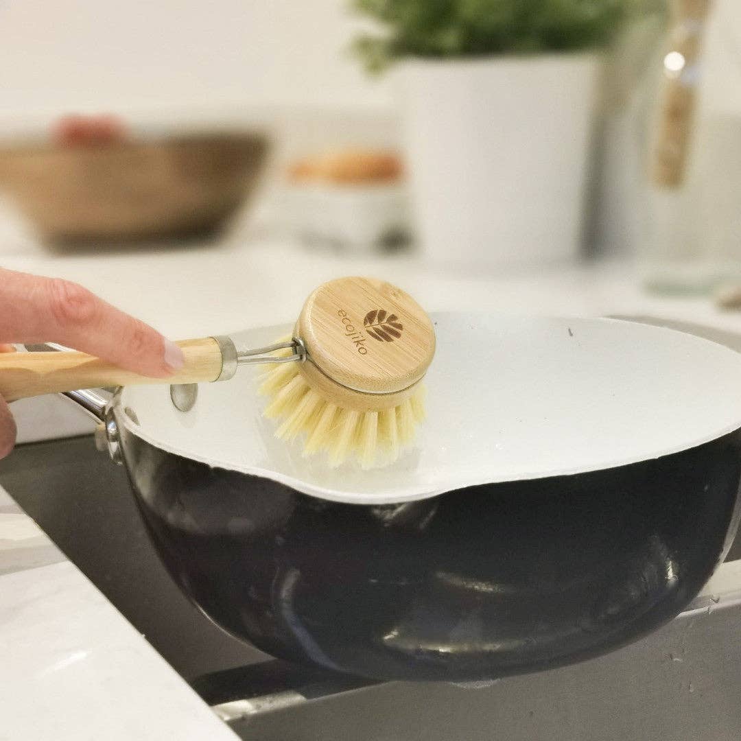 Northern-Inspired Dish Brush with Replaceable Head | Natural Washing Up Brush: Nowt left but sparkle
