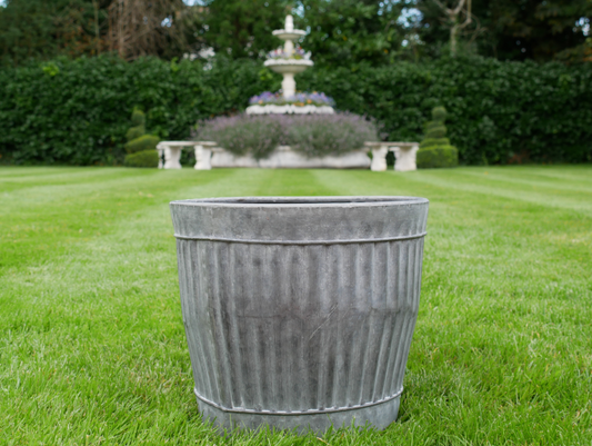 Small Galvanised Planter / Pot (27cm)