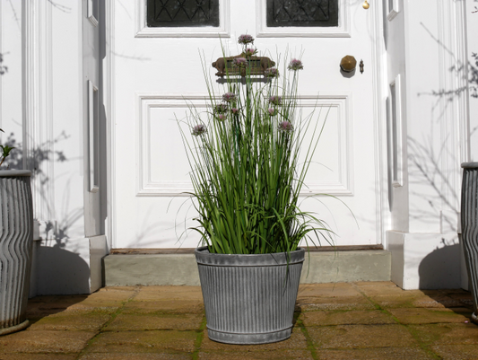Small Galvanised Planter / Pot (25cm)
