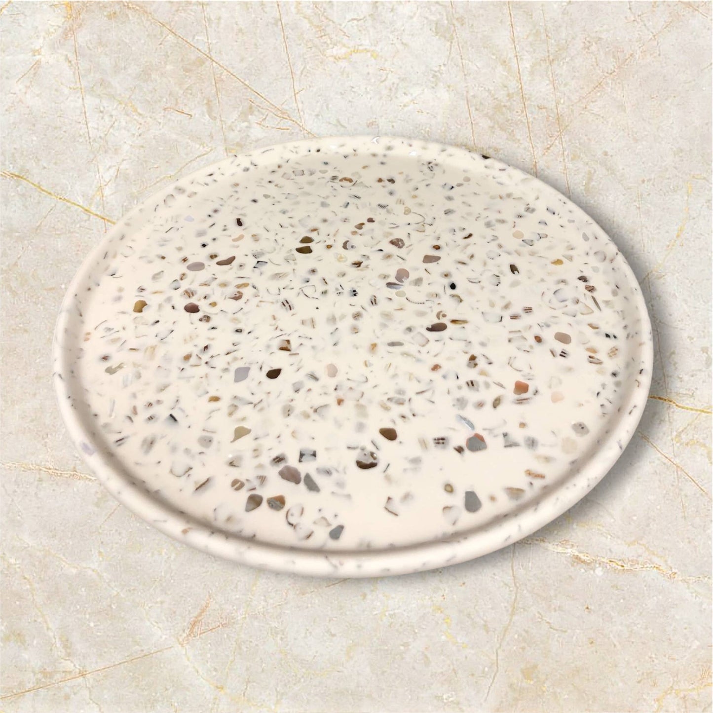 Handmade Jesmonite Large Circle Tray - Shell pieces